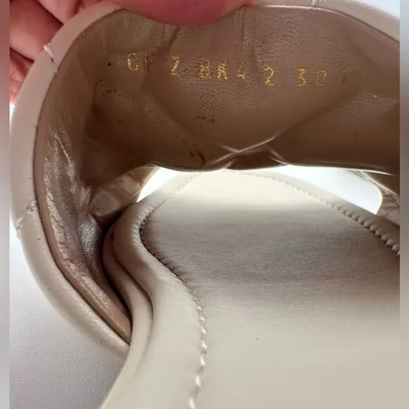 Valentino Garavani Roman Stud Flat Sandals White Leather Studded Slides EU 38.5 - Picture 13 of 13